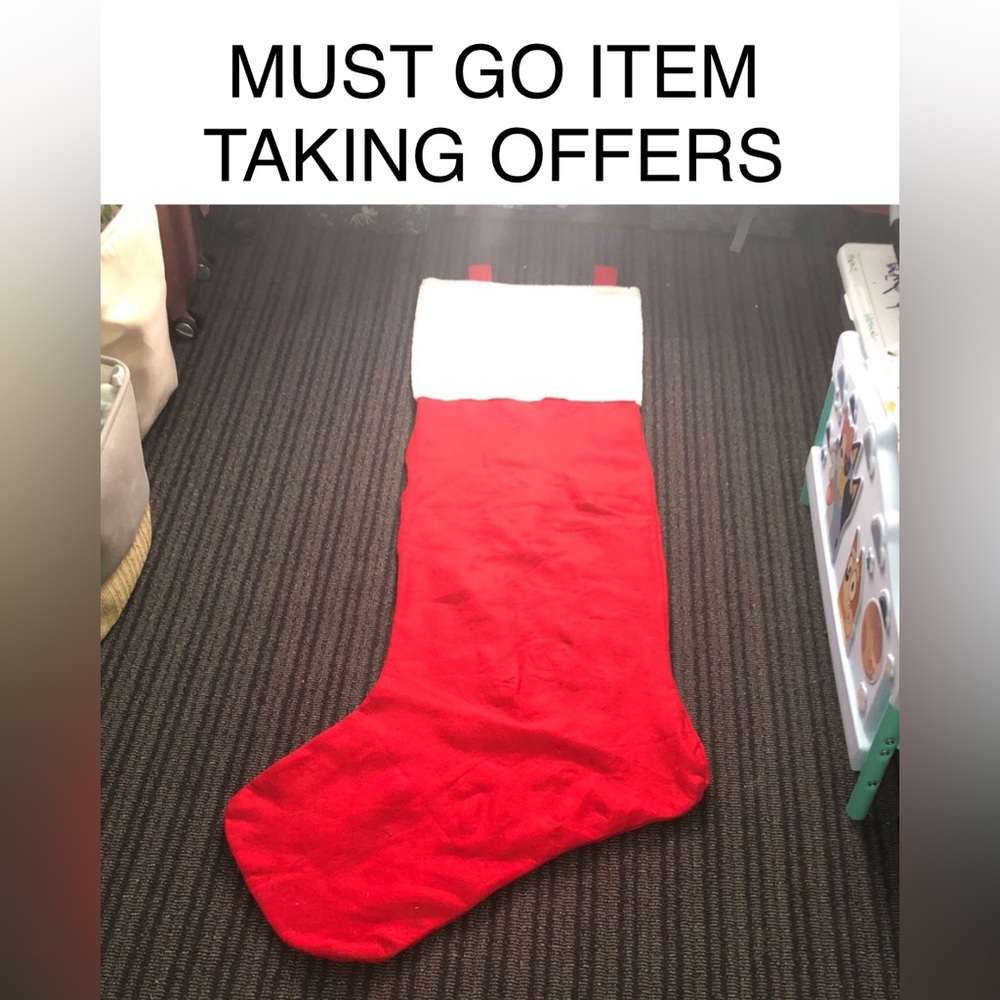 🛍️ Enormous Christmas Stocking